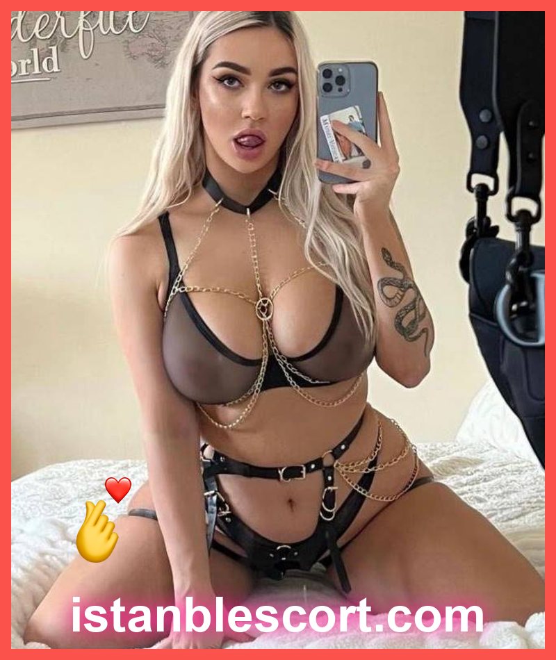 Aylin, 21 — Yukarı vitrin kartı